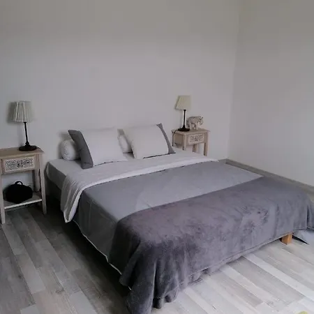 펜션 Maison Et D'hotes De Campagne Les Trefles *